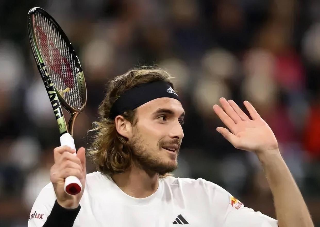 法网轻取年终总决赛,西西帕斯扛起全队 法网轻取年终总决赛,西西帕斯扛起全队