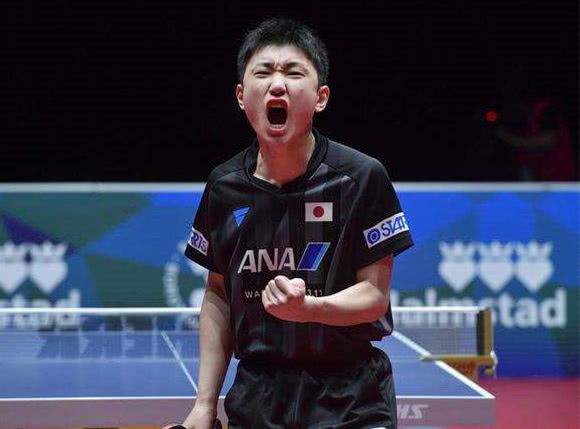 日本队完胜波兰队，马龙点燃赛场