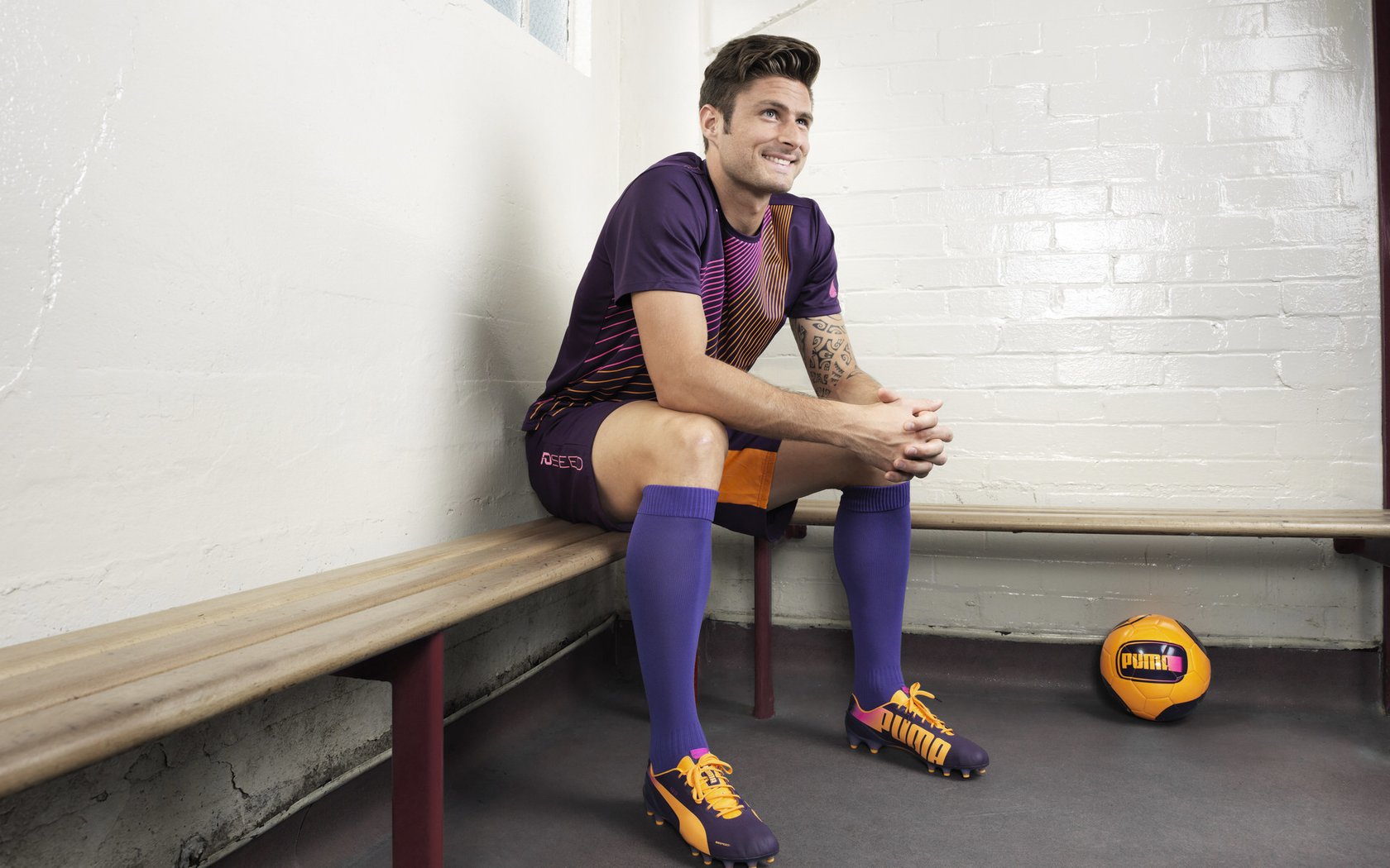 历史性胜利!伊朗碾压比利亚雷亚尔,布鲁诺成救世主