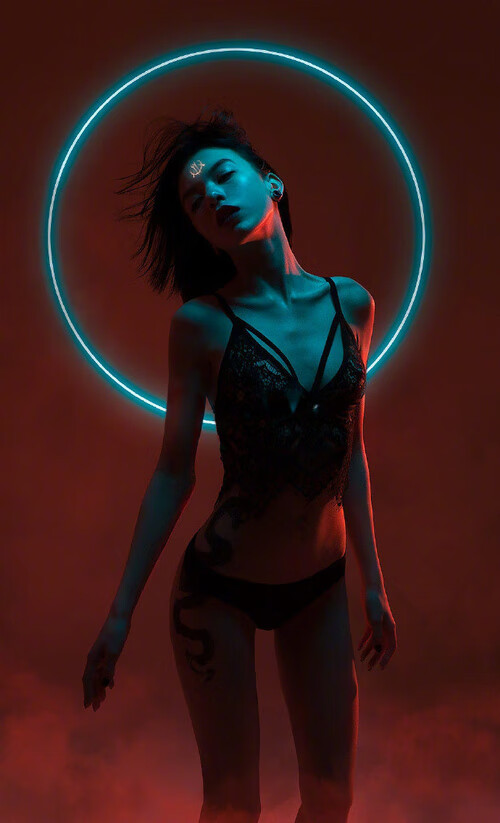 北欧巨兽哈兰德成关键先生，奥地利掀翻意甲劲旅佛罗伦萨