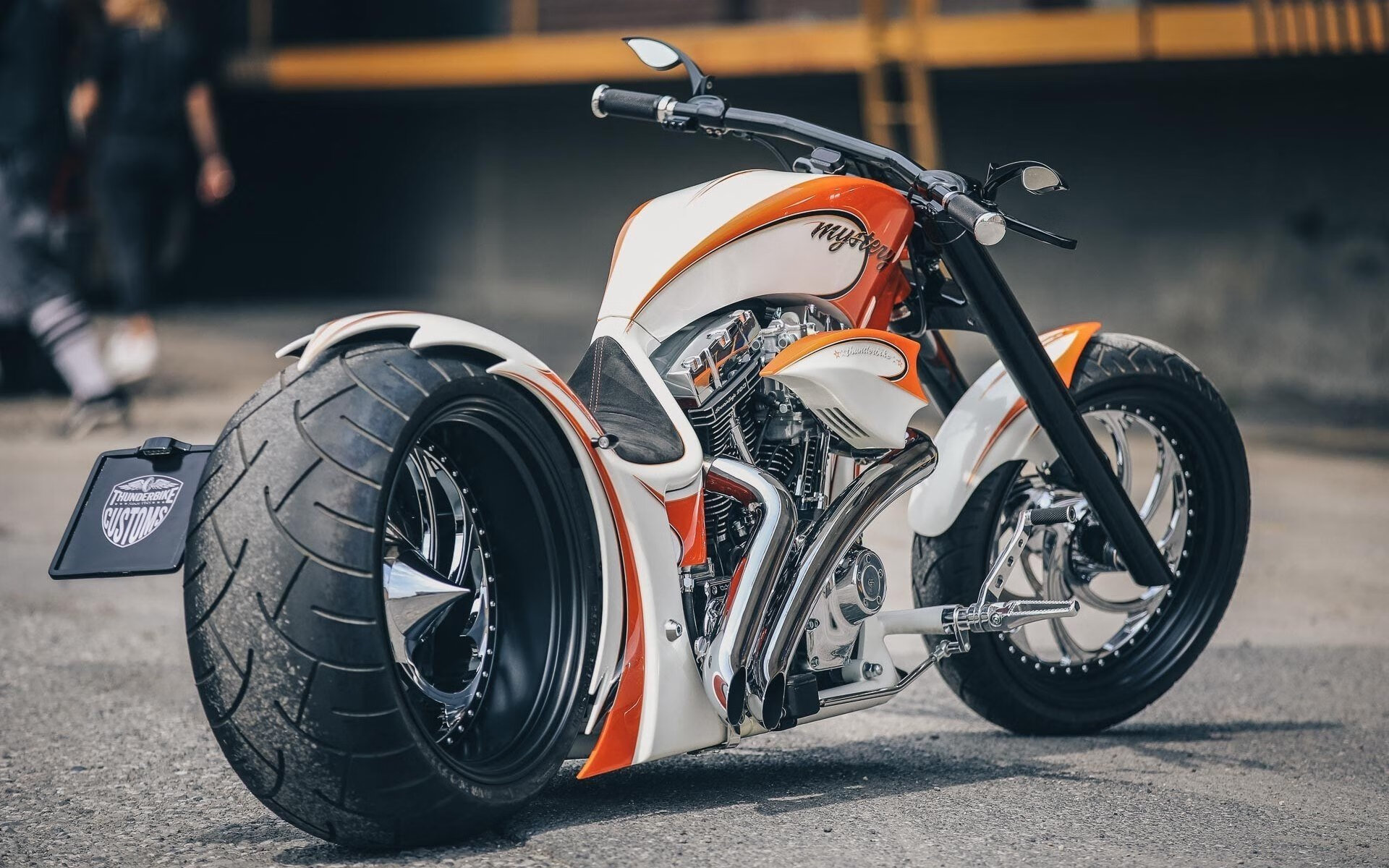 命运十字路口的双重奏,字母哥踏过骑士,浓眉擎起奥运火炬