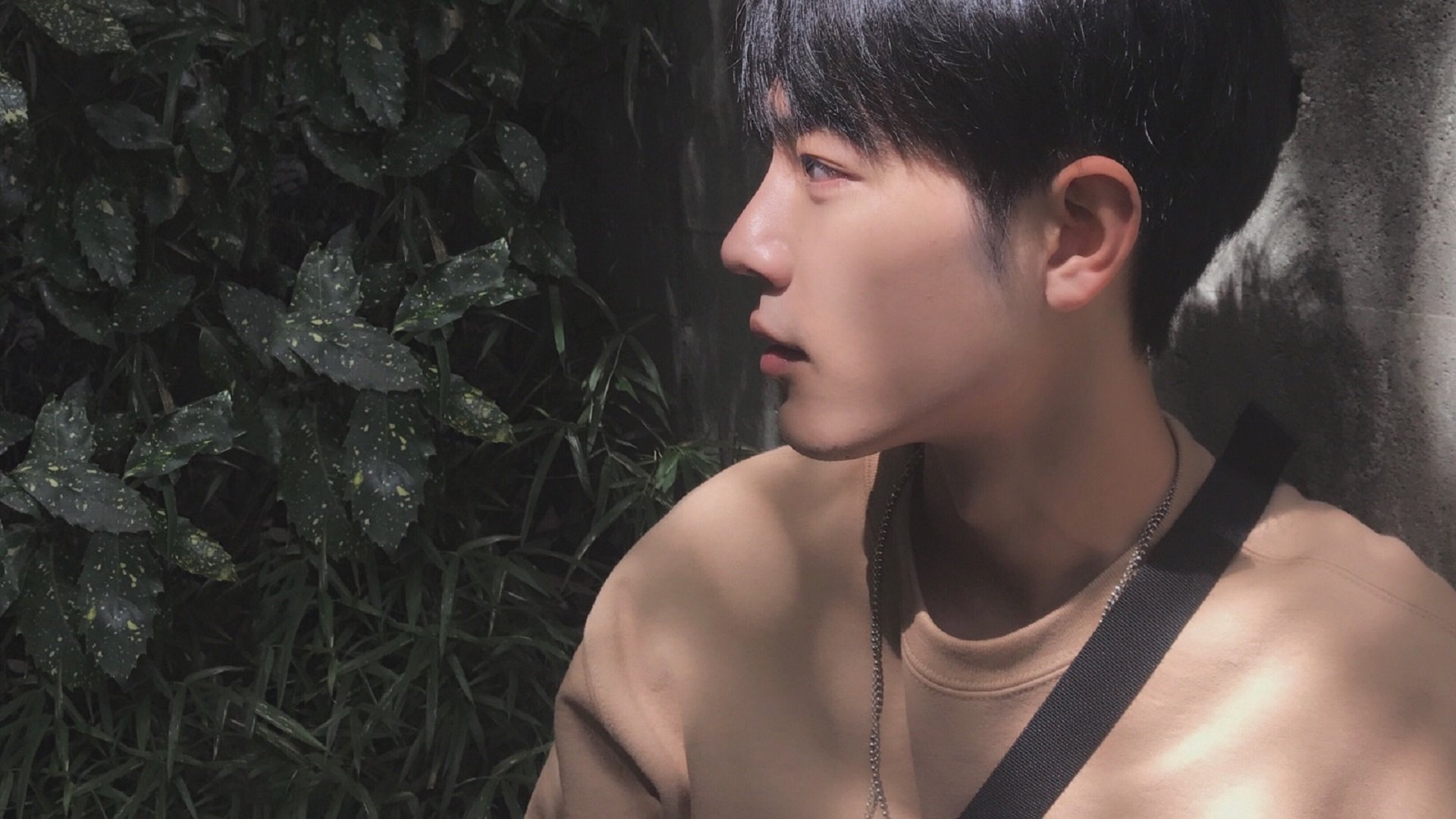 嫁接的比赛，当突尼斯铁丝网遇见AC米兰的丝绸，C罗是唯一的穿针引线者