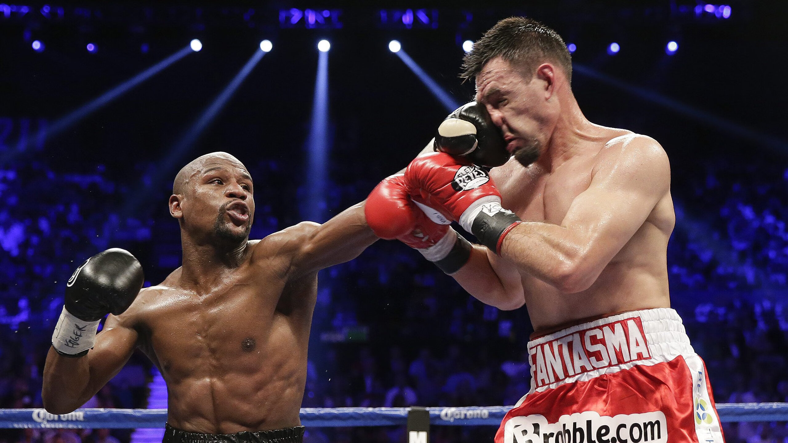 平行宇宙的篮球交响曲，当新疆飞虎压制芝加哥公牛，小贾伦在西部之巅完成加冕